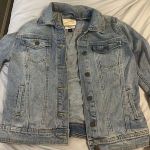 Jean jacket size small